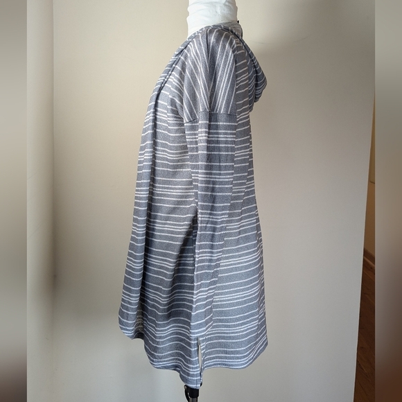 🌟 Love by Design Striped Hooded Cardigan – Cozy Vibes Only! 🌟 - Picture 2 of 4
